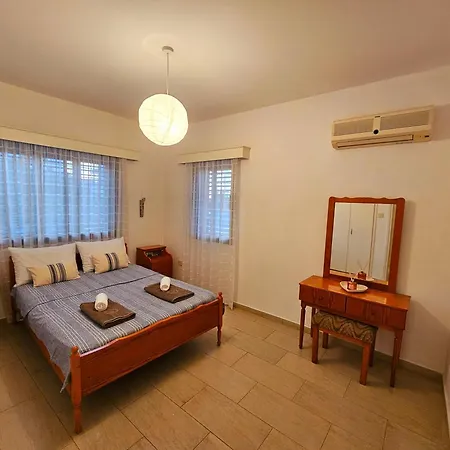 Apartment 3 Palms